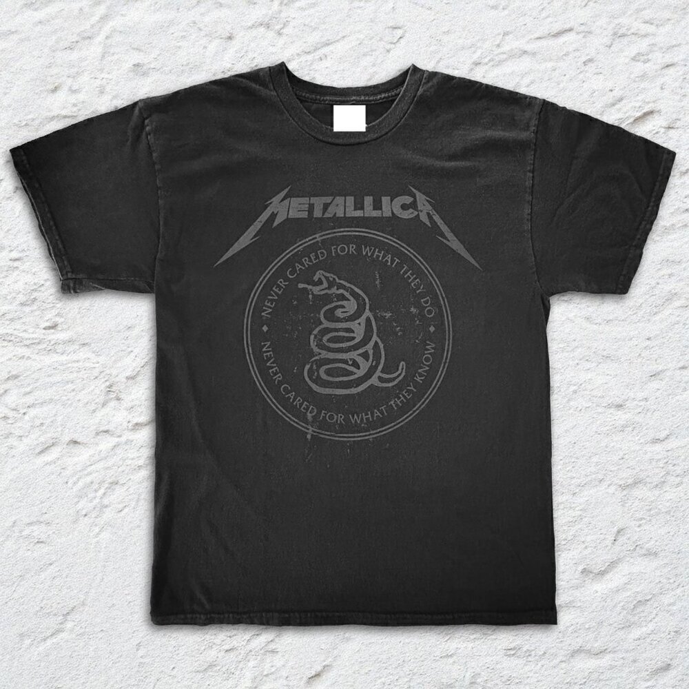 Metallica Never Circle Retro Style Style Metal Graphic Unisex T-Shirt .